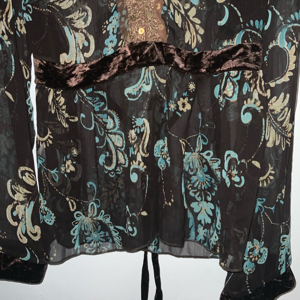 Sheer blouse - Picture 3 of 6
